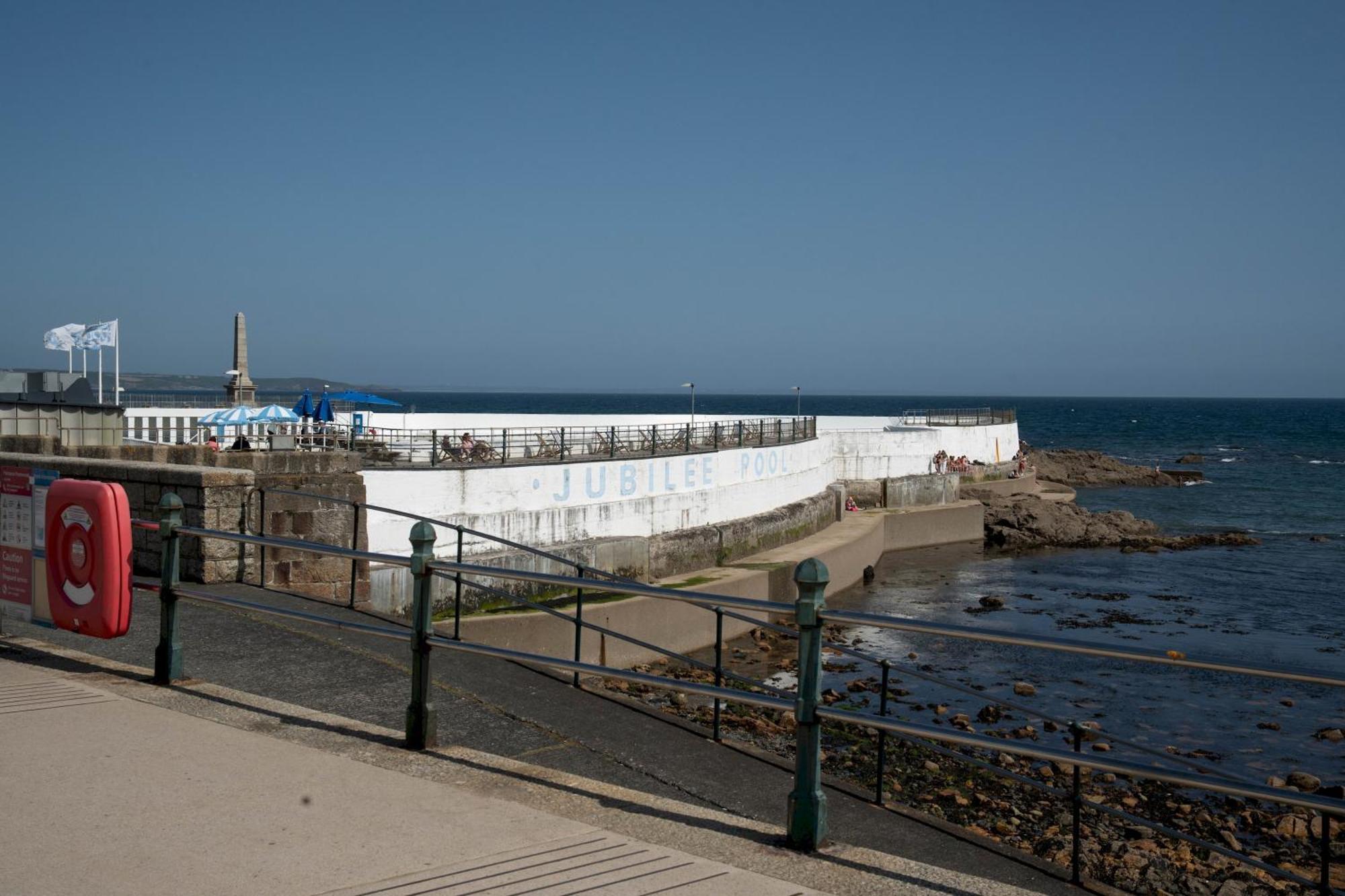 Contemporary First Floor Apartment Central Penzance Exterior foto
