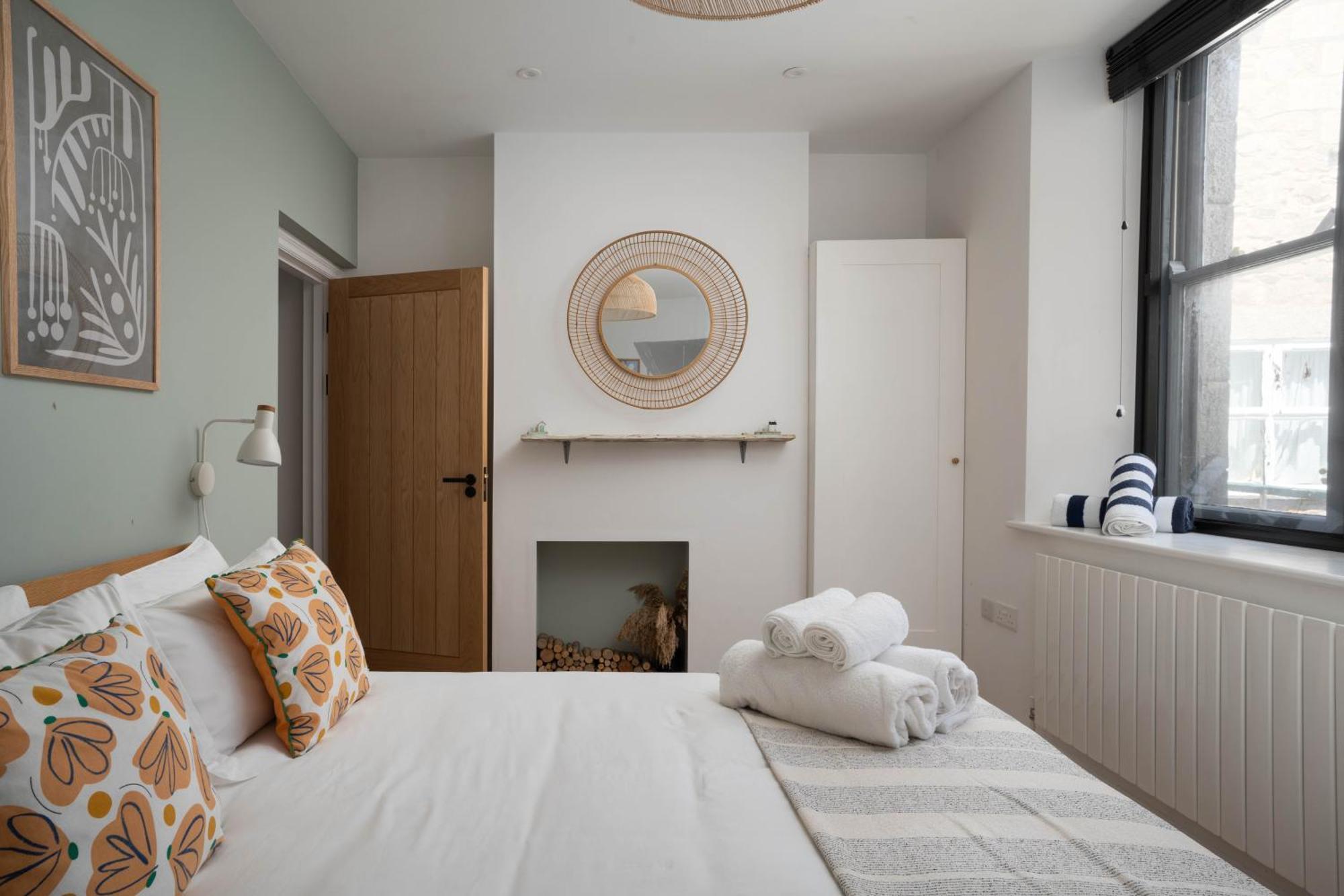 Contemporary First Floor Apartment Central Penzance Exterior foto